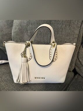 MICHAEL KORS White Leather Tassel Satchel with Gold Hardware used in runway show